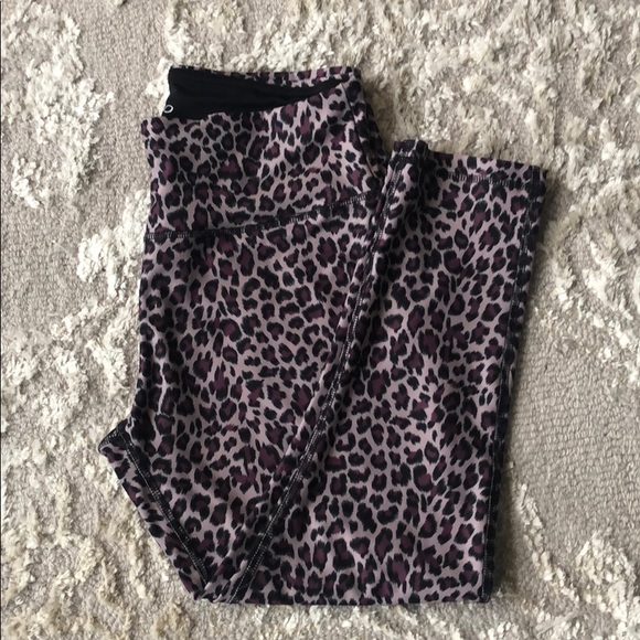 VOGO Athletica Pants - VOGO LEGGINGS CHEETAH PRINT SIZE LARGE